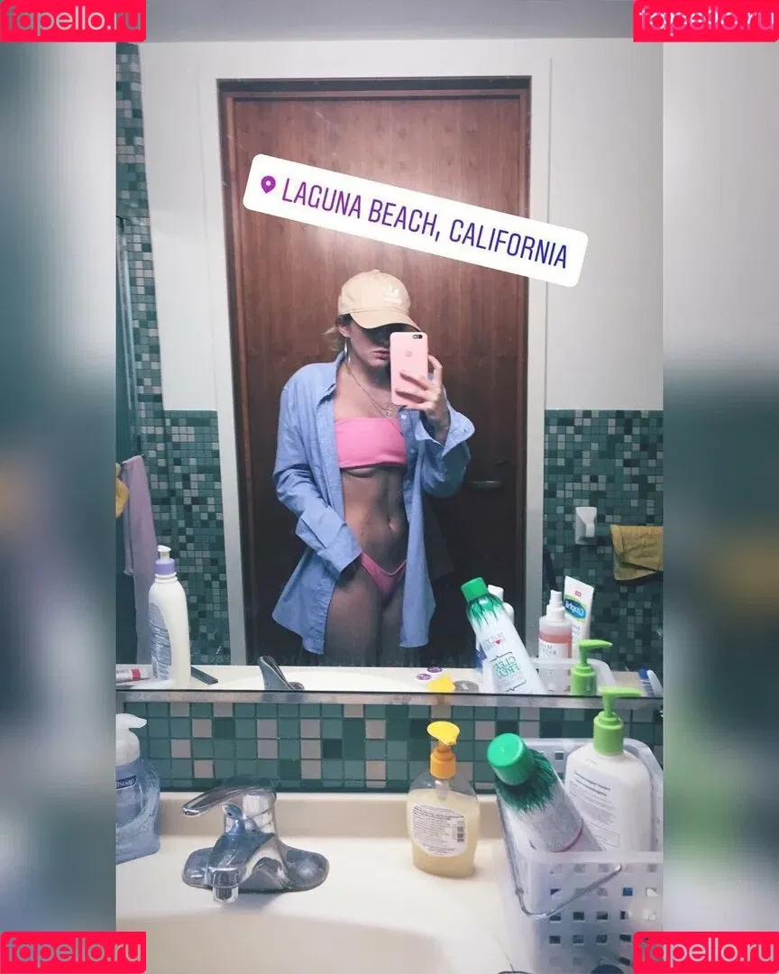 Willow Shields Onlyfans Photo Gallery 