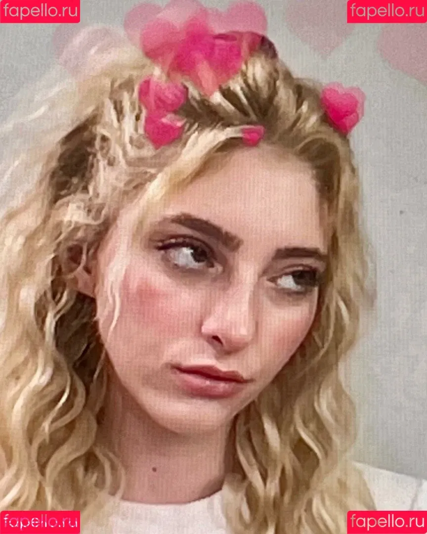 Willow Shields Onlyfans Photo Gallery 