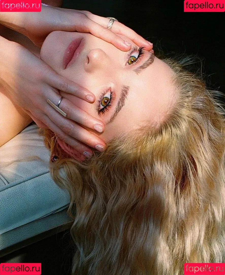 Willow Shields Onlyfans Photo Gallery 