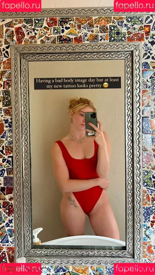 Willow Shields Onlyfans Photo Gallery 