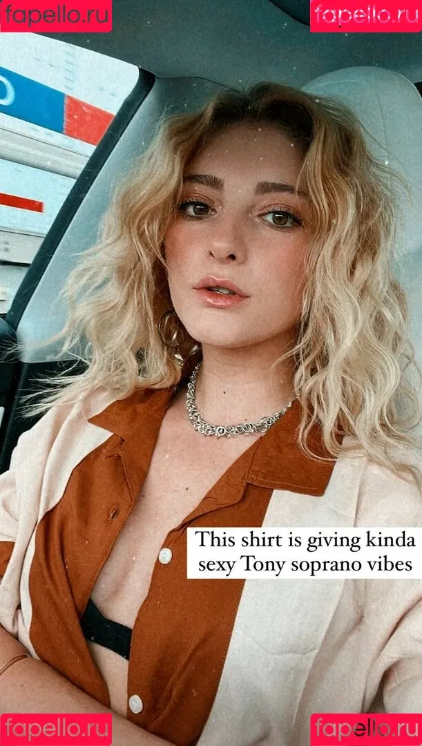 Willow Shields Onlyfans Photo Gallery 