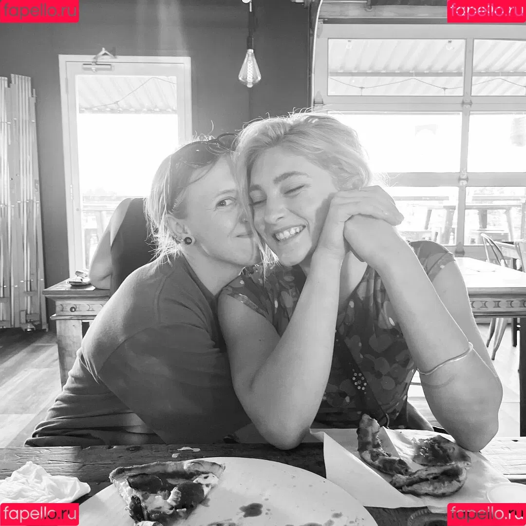 Willow Shields Onlyfans Photo Gallery 