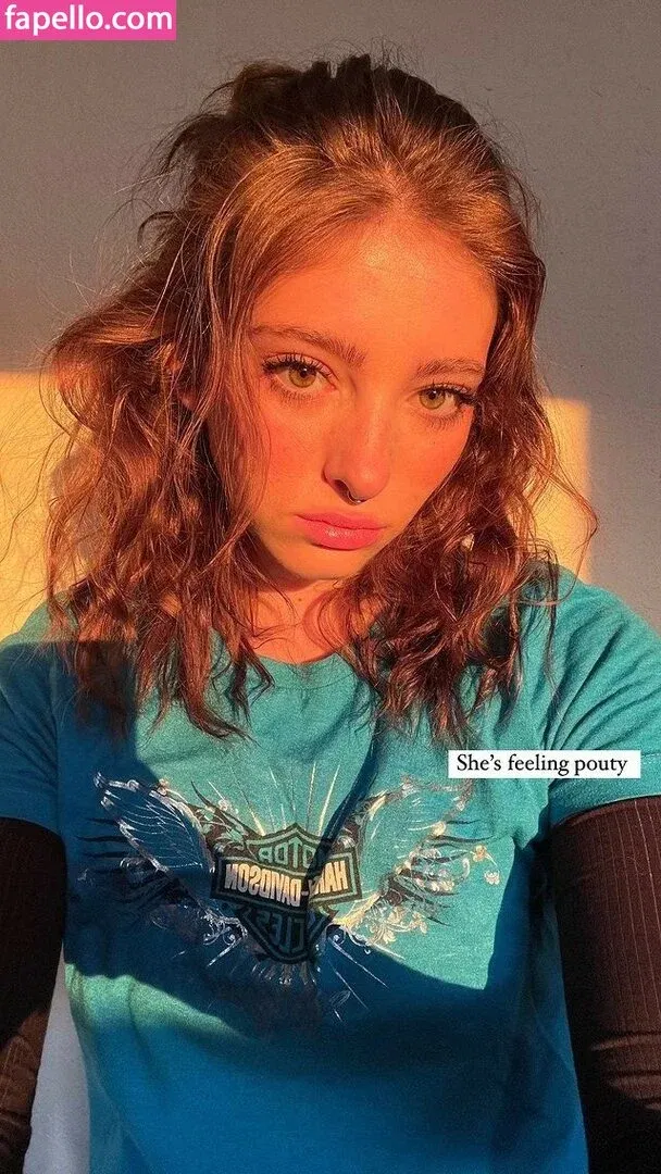 Willow Shields Onlyfans Photo Gallery 