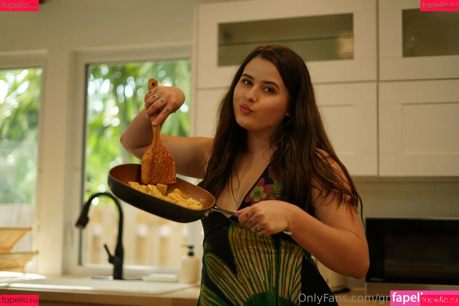 greenchefgabi Onlyfans Photo Gallery 