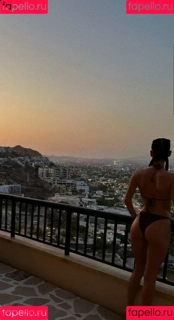 Dixie D'Amelio Onlyfans Photo Gallery 