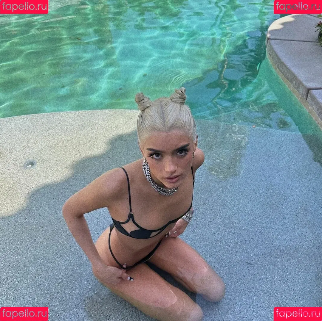 Dixie D'Amelio Onlyfans Photo Gallery 