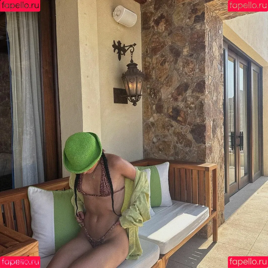 Dixie D'Amelio Onlyfans Photo Gallery 