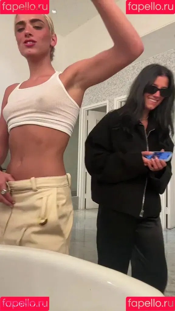 Dixie D'Amelio Onlyfans Photo Gallery 