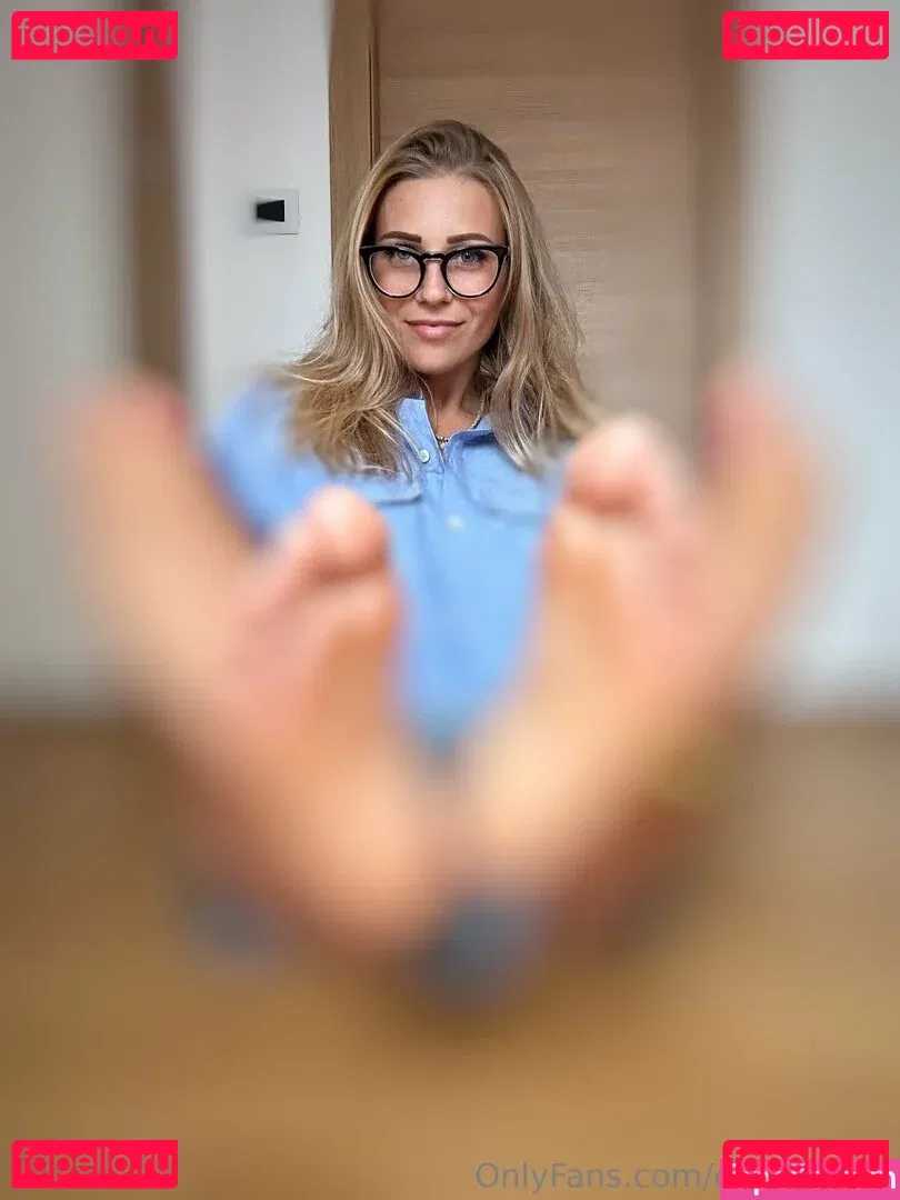 emmeback Onlyfans Photo Gallery 