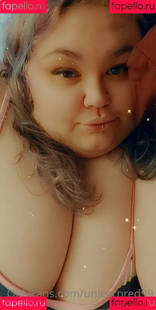 unicornred99 Onlyfans Photo Gallery 