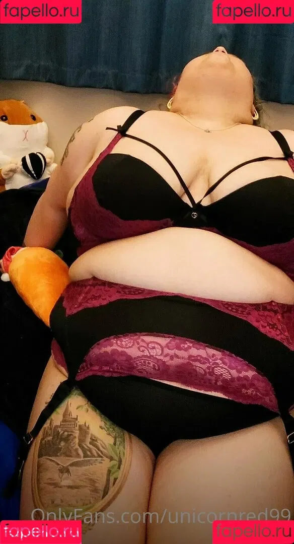 unicornred99 Onlyfans Photo Gallery 