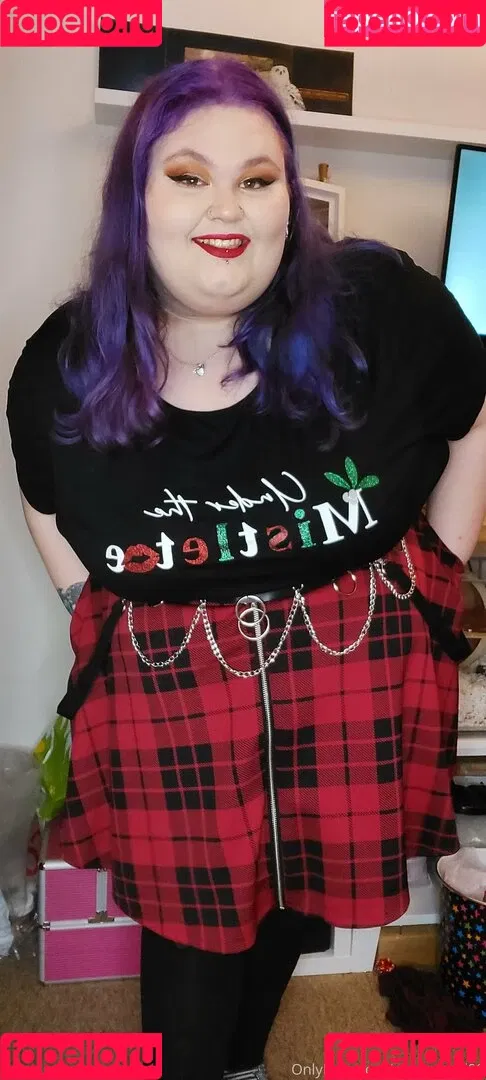 unicornred99 Onlyfans Photo Gallery 