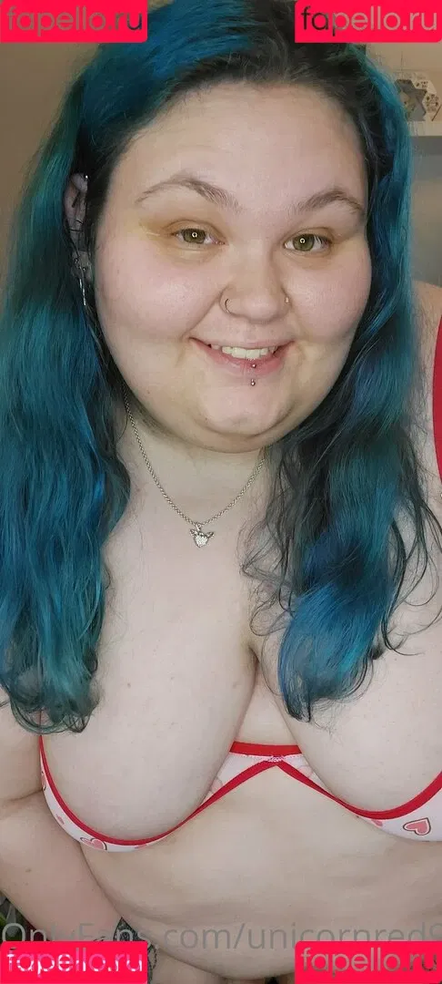 unicornred99 Onlyfans Photo Gallery 