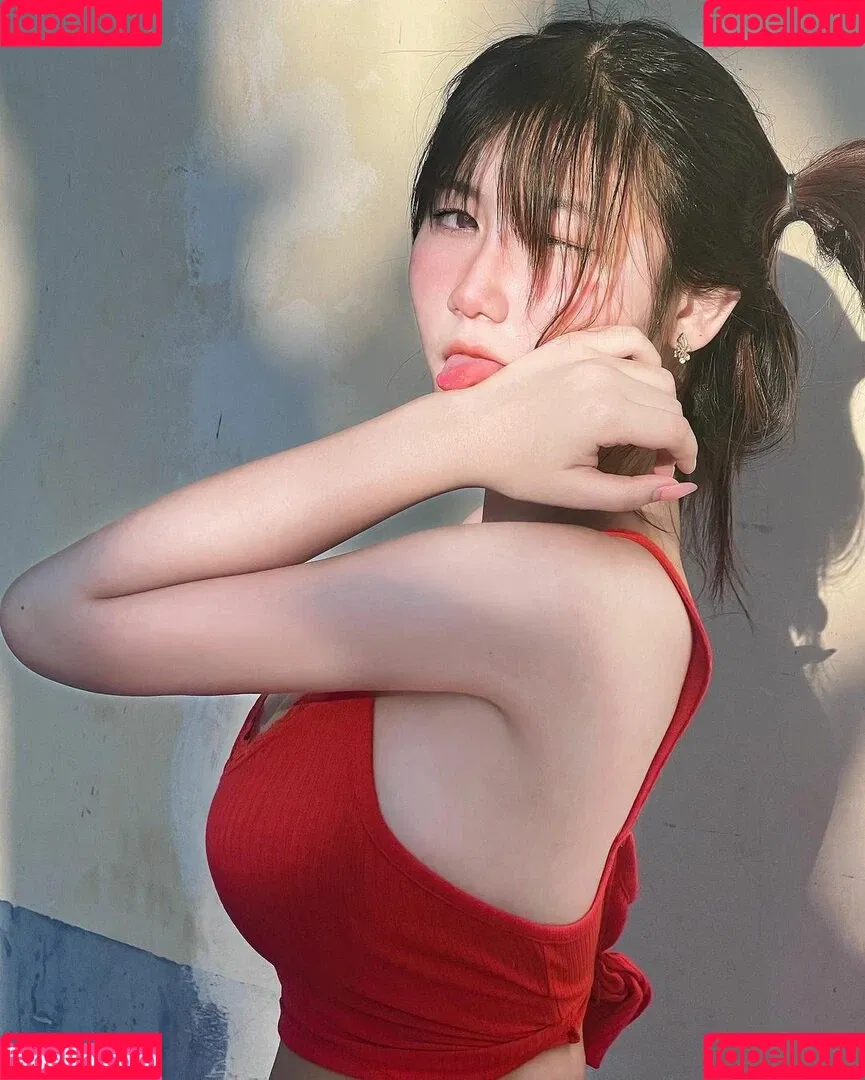 f_manatsanan Onlyfans Photo Gallery 
