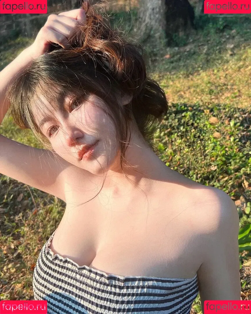 f_manatsanan Onlyfans Photo Gallery 