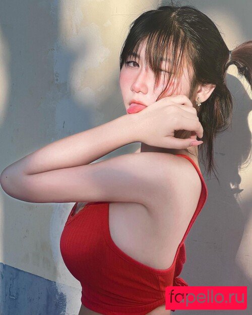 f_manatsanan Onlyfans Photo Gallery 