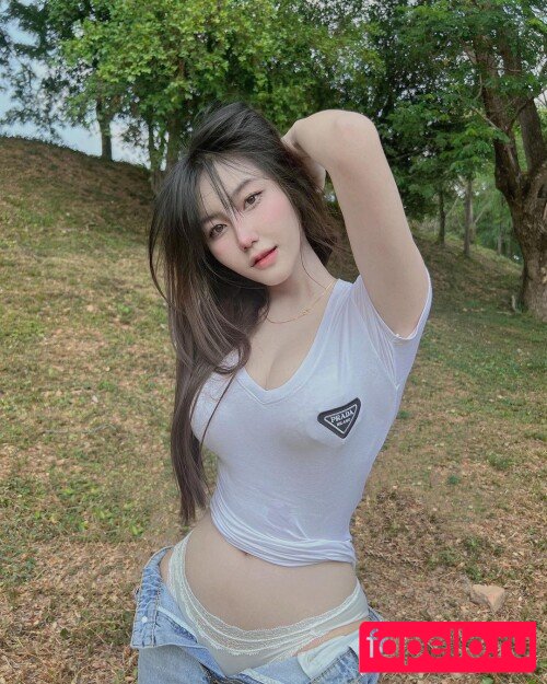 f_manatsanan Onlyfans Photo Gallery 