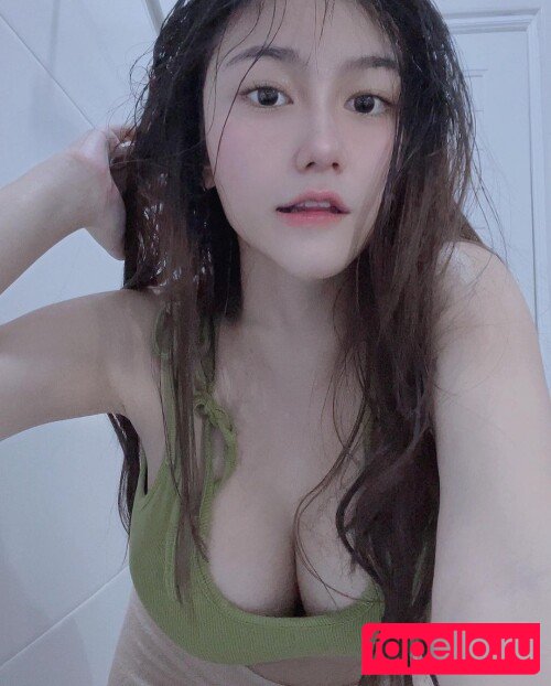 f_manatsanan Onlyfans Photo Gallery 