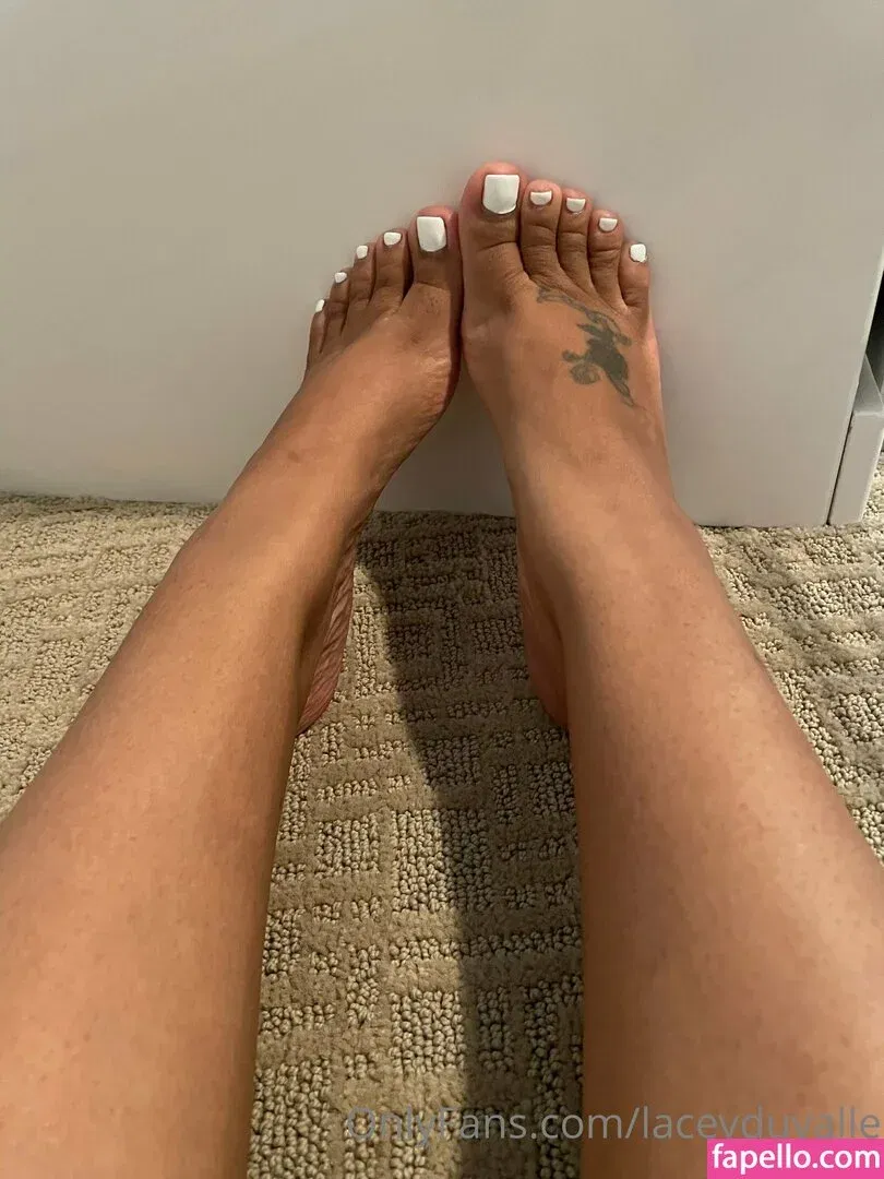 LaceyDuvalle Onlyfans Photo Gallery 