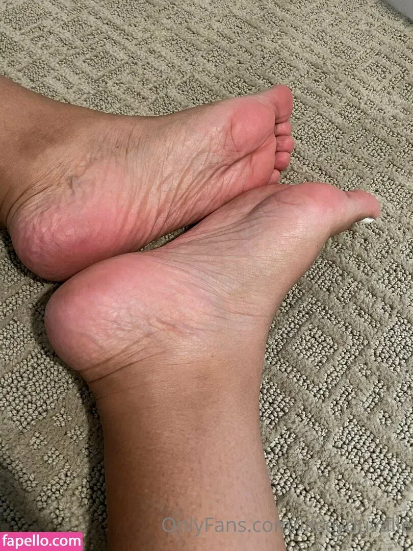 LaceyDuvalle Onlyfans Photo Gallery 