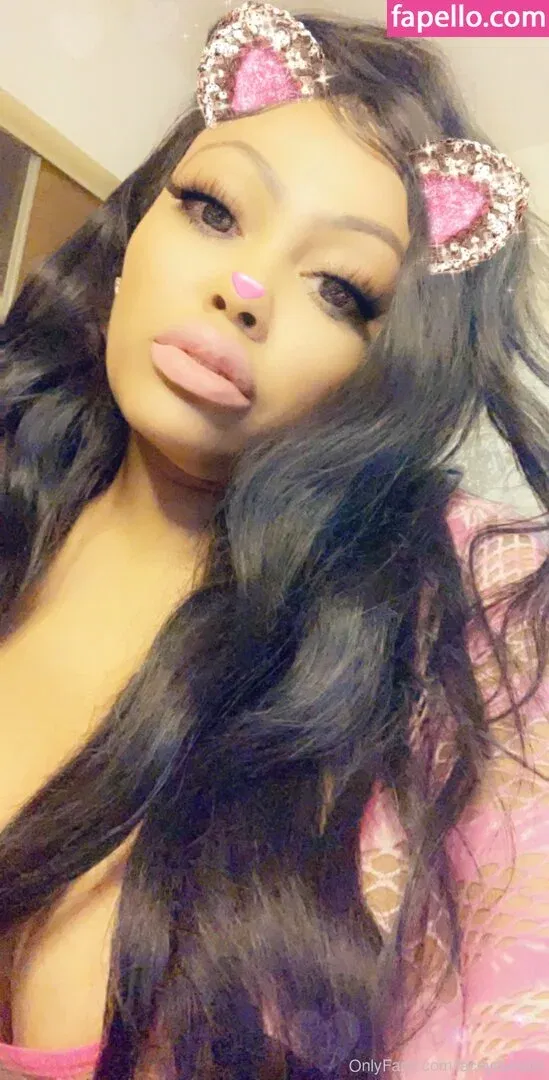 LaceyDuvalle Onlyfans Photo Gallery 