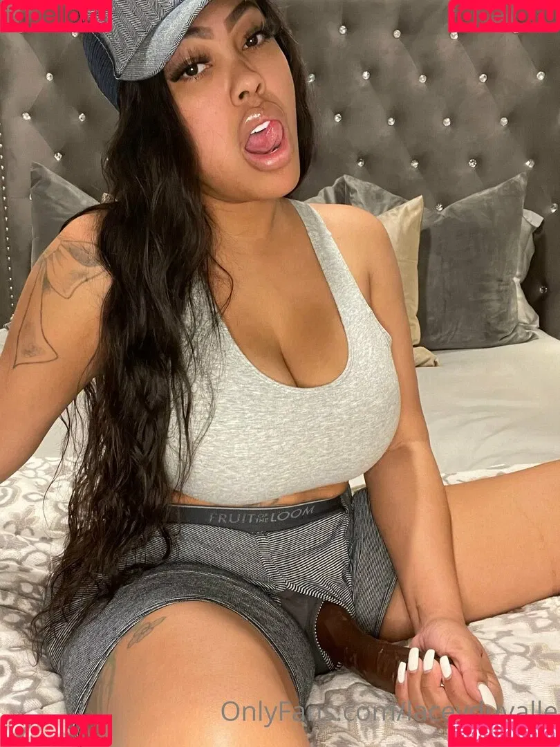 LaceyDuvalle Onlyfans Photo Gallery 