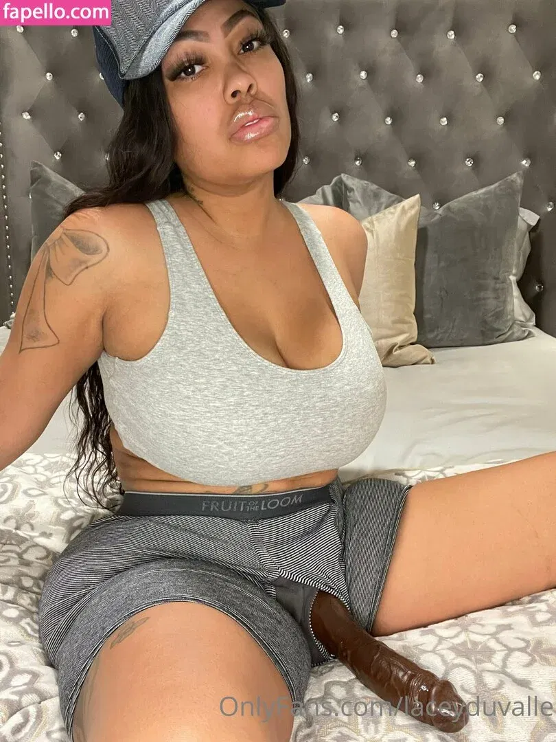 LaceyDuvalle Onlyfans Photo Gallery 