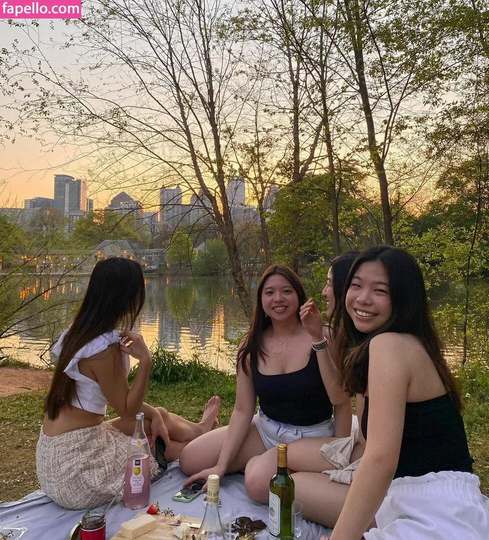 Marissa Ren Onlyfans Photo Gallery 