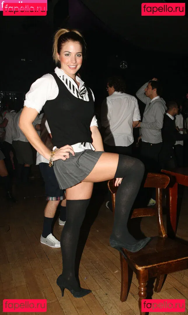 Gemma Atkinson Onlyfans Photo Gallery 