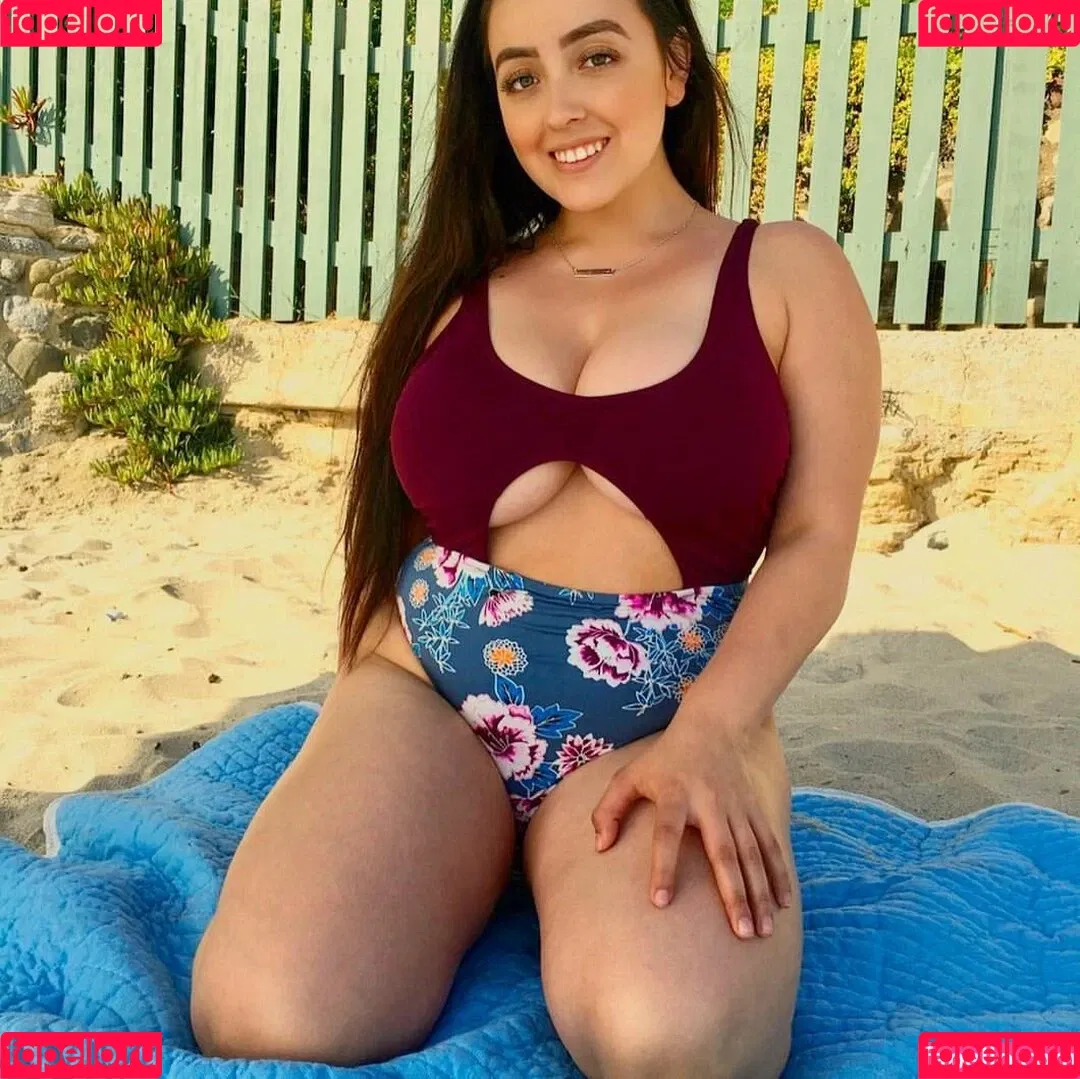 Alissandra Segura Onlyfans Photo Gallery 