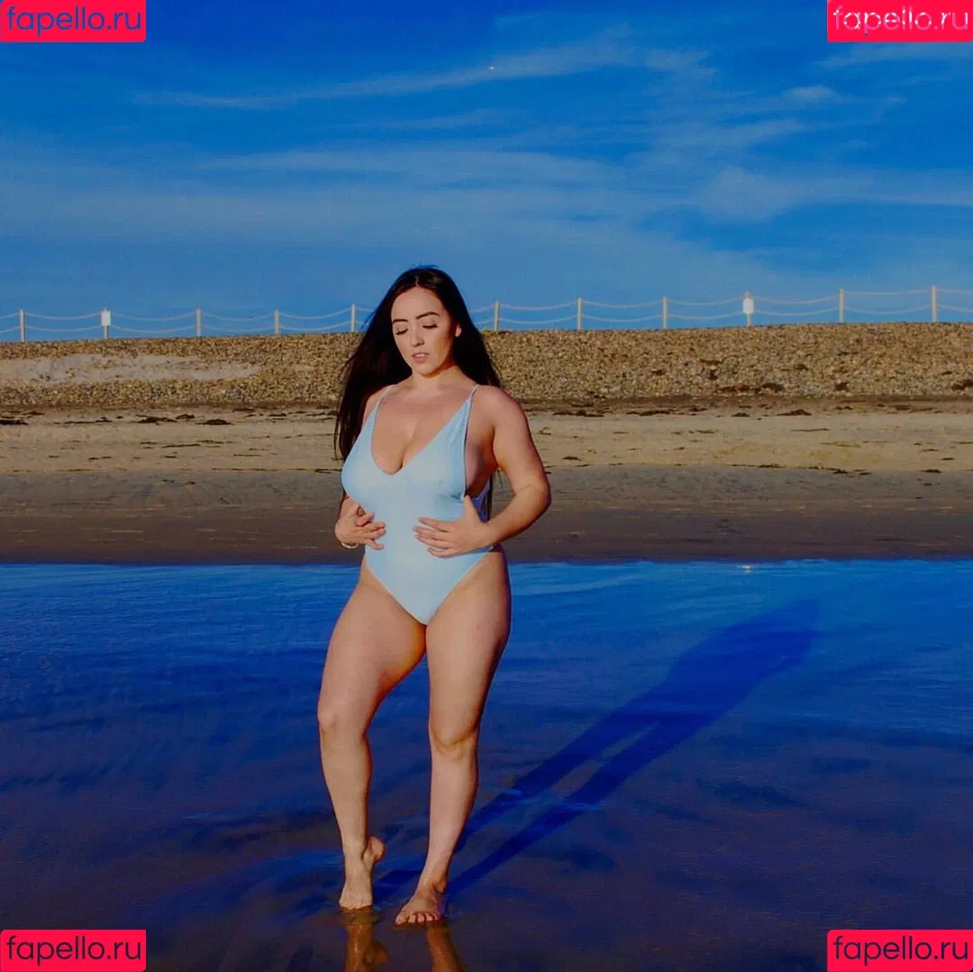 Alissandra Segura Onlyfans Photo Gallery 