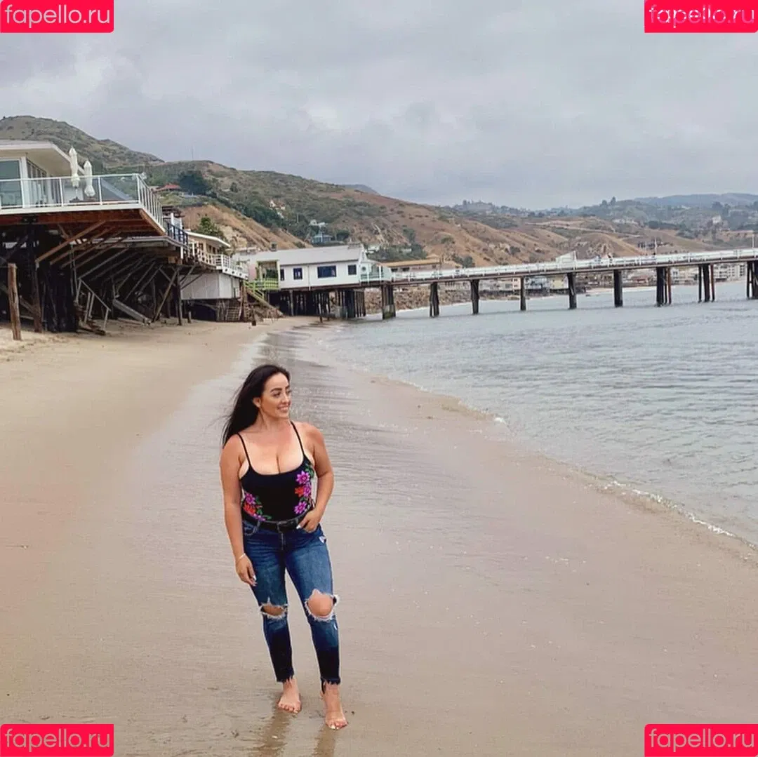 Alissandra Segura Onlyfans Photo Gallery 