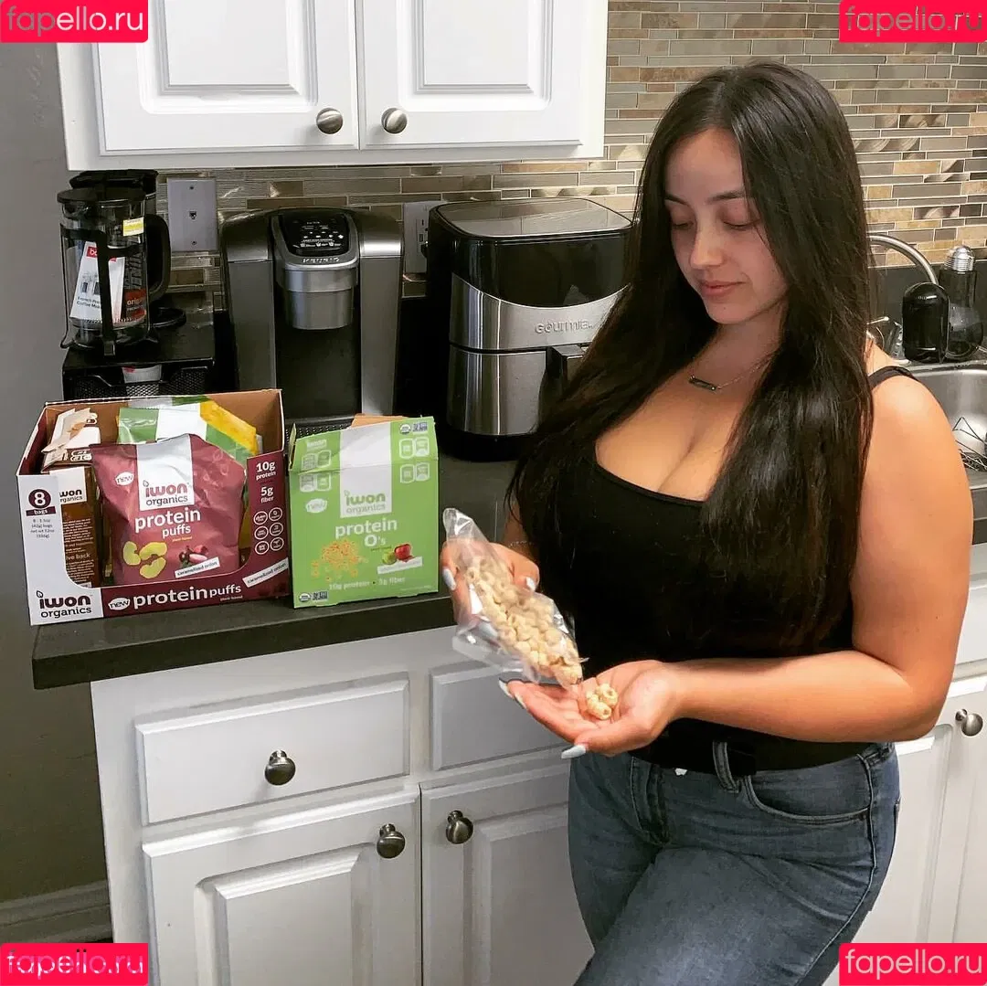 Alissandra Segura Onlyfans Photo Gallery 