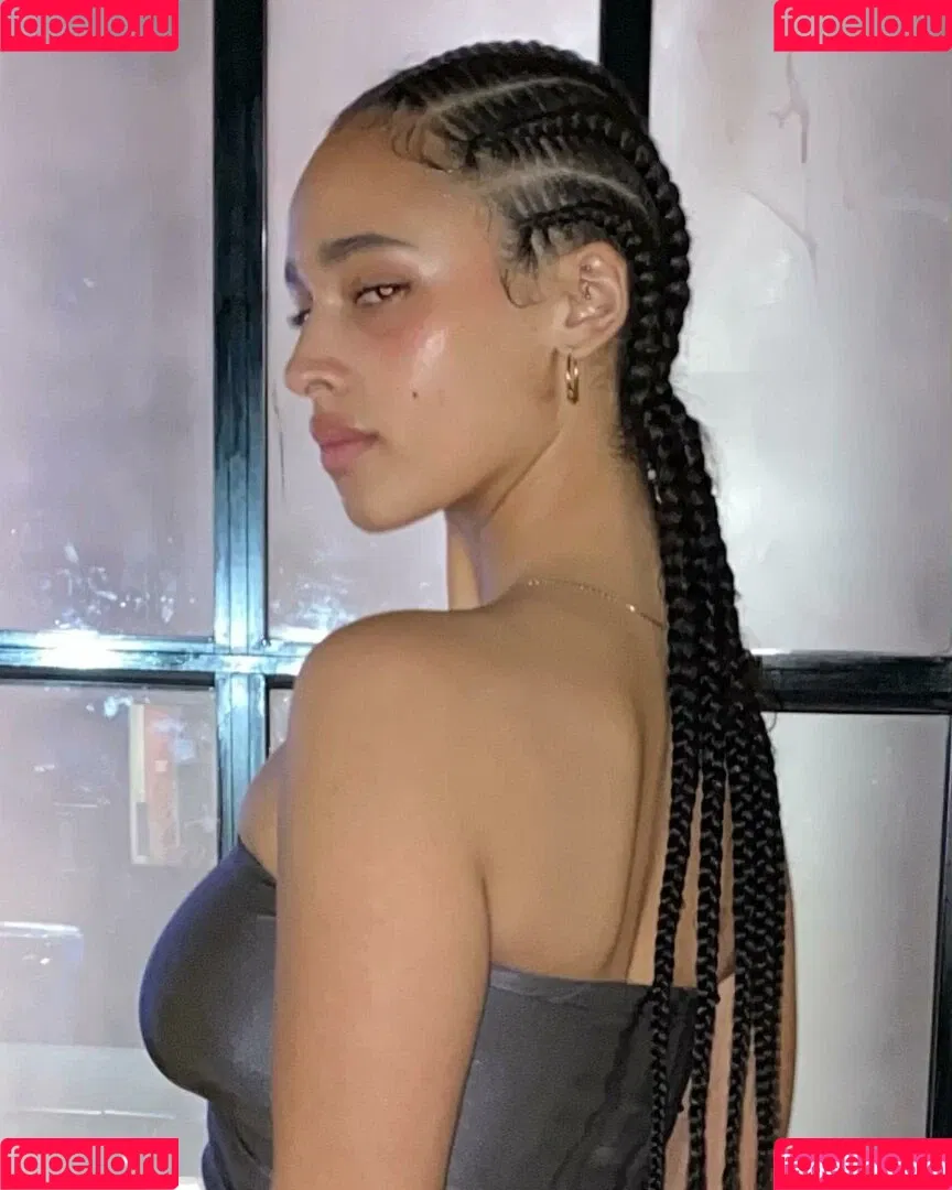 Sarina Onlyfans Photo Gallery 