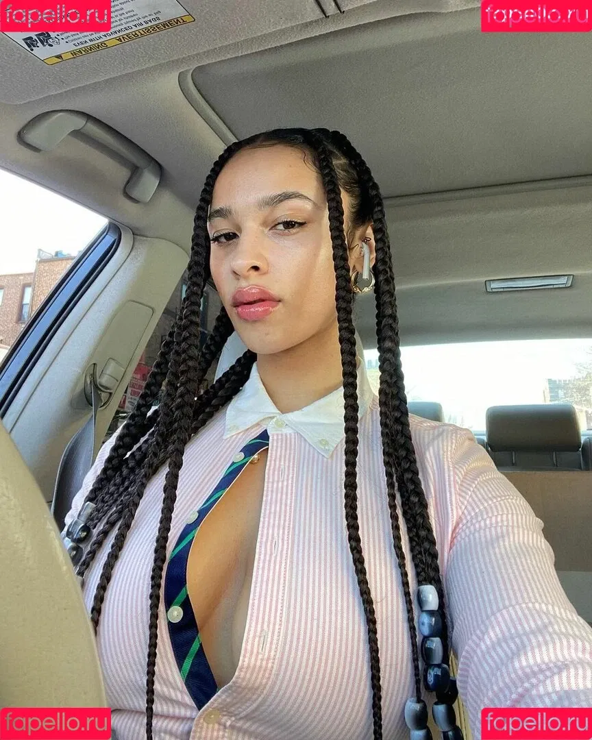Sarina Onlyfans Photo Gallery 
