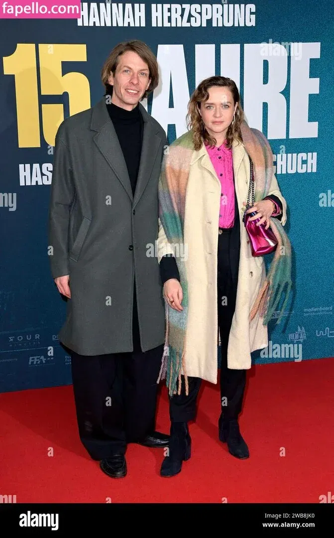 Sarina Onlyfans Photo Gallery 