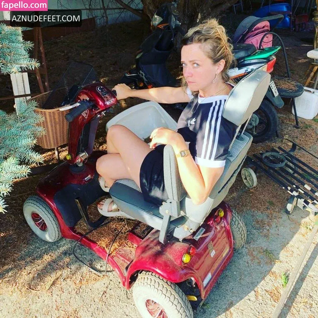 Sarina Onlyfans Photo Gallery 