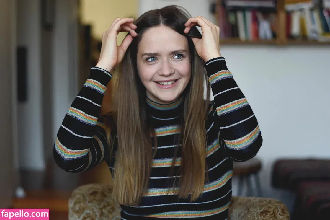 Sarina Onlyfans Photo Gallery 