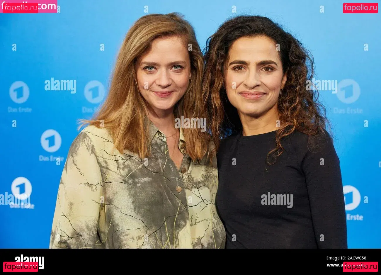 Sarina Onlyfans Photo Gallery 