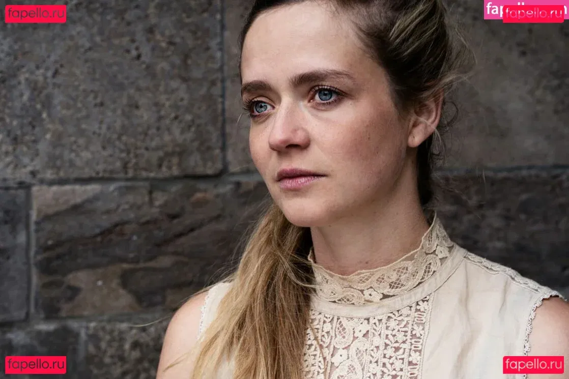 Sarina Onlyfans Photo Gallery 