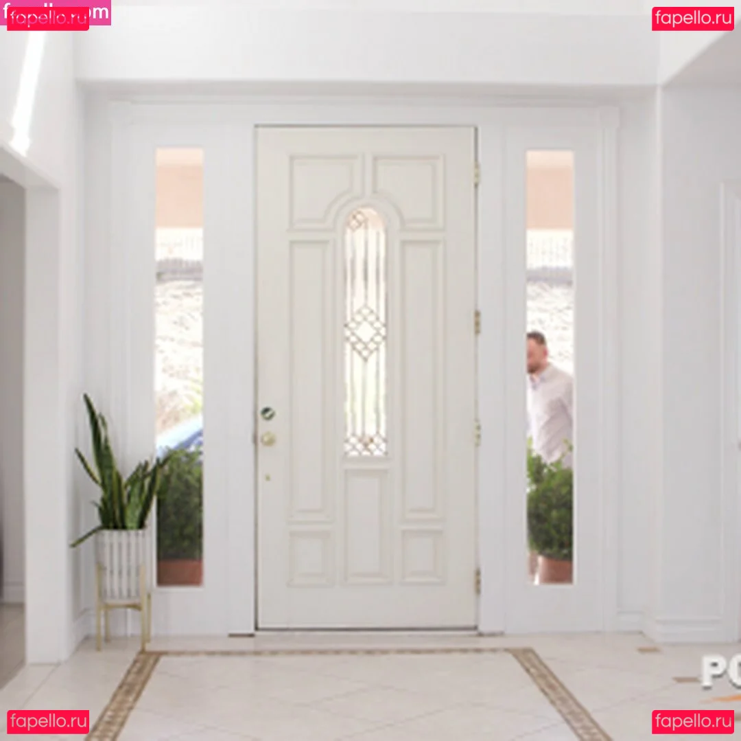 Alexia Anders Onlyfans Photo Gallery 