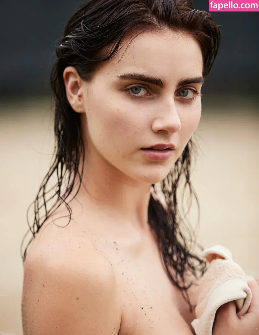 Anna Wolf Onlyfans Photo Gallery 