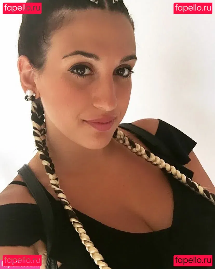 Ilaria Milite Onlyfans Photo Gallery 