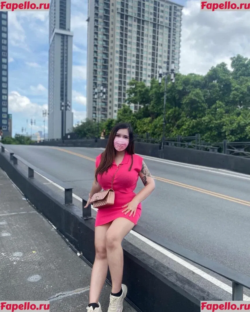 Yes Give Onlyfans Photo Gallery 