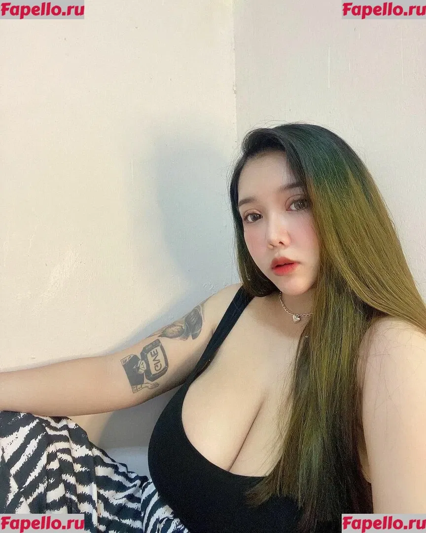 Yes Give Onlyfans Photo Gallery 