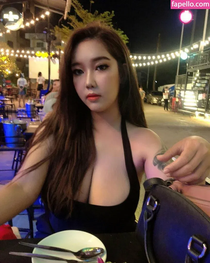 Yes Give Onlyfans Photo Gallery 