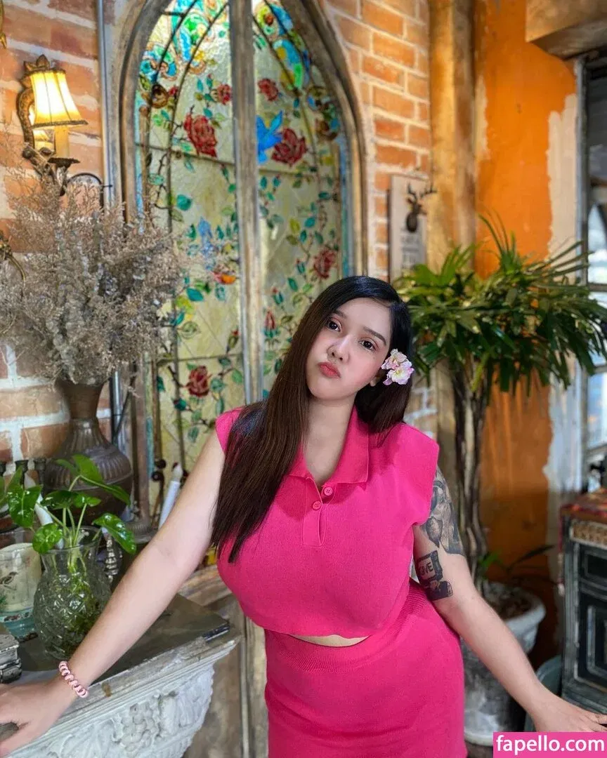 Yes Give Onlyfans Photo Gallery 