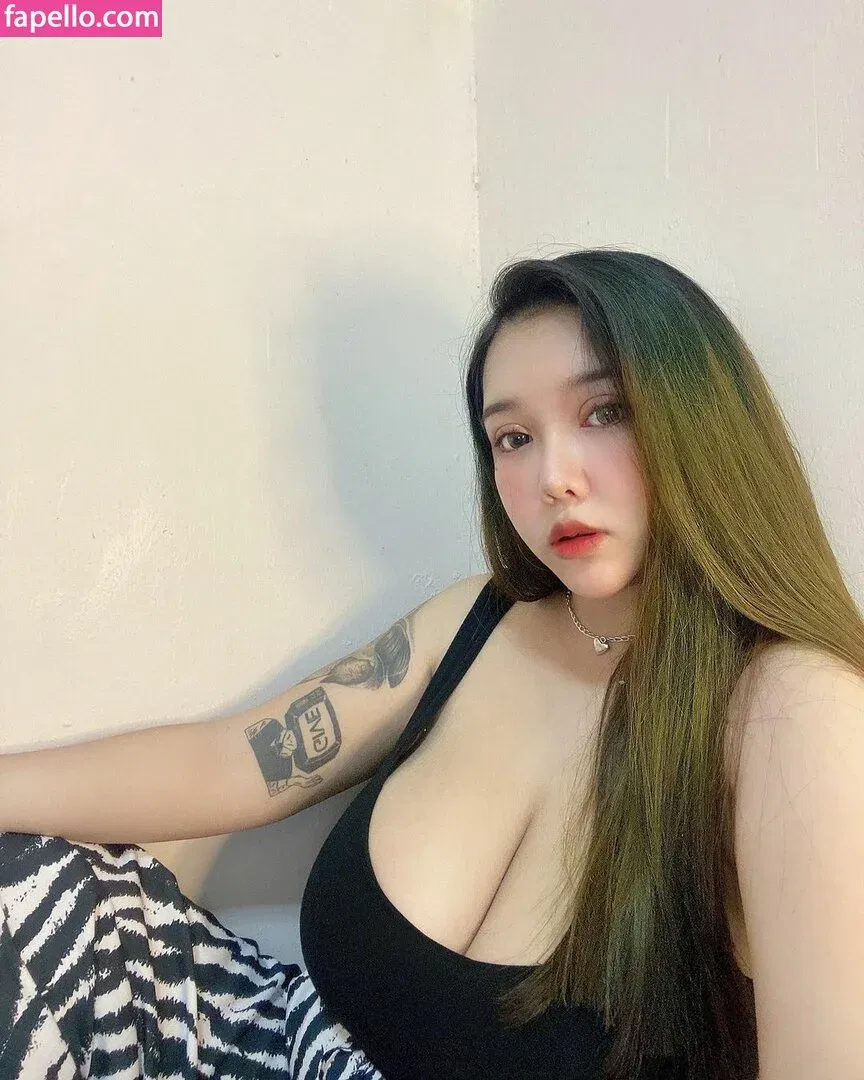 Yes Give Onlyfans Photo Gallery 