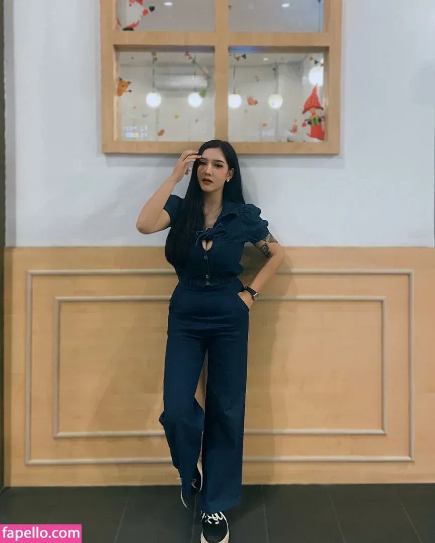 Yes Give Onlyfans Photo Gallery 