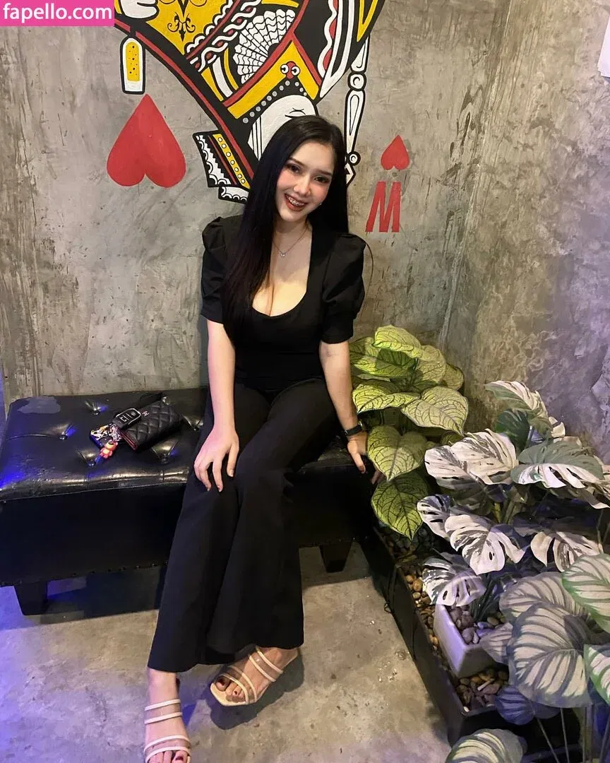 Yes Give Onlyfans Photo Gallery 